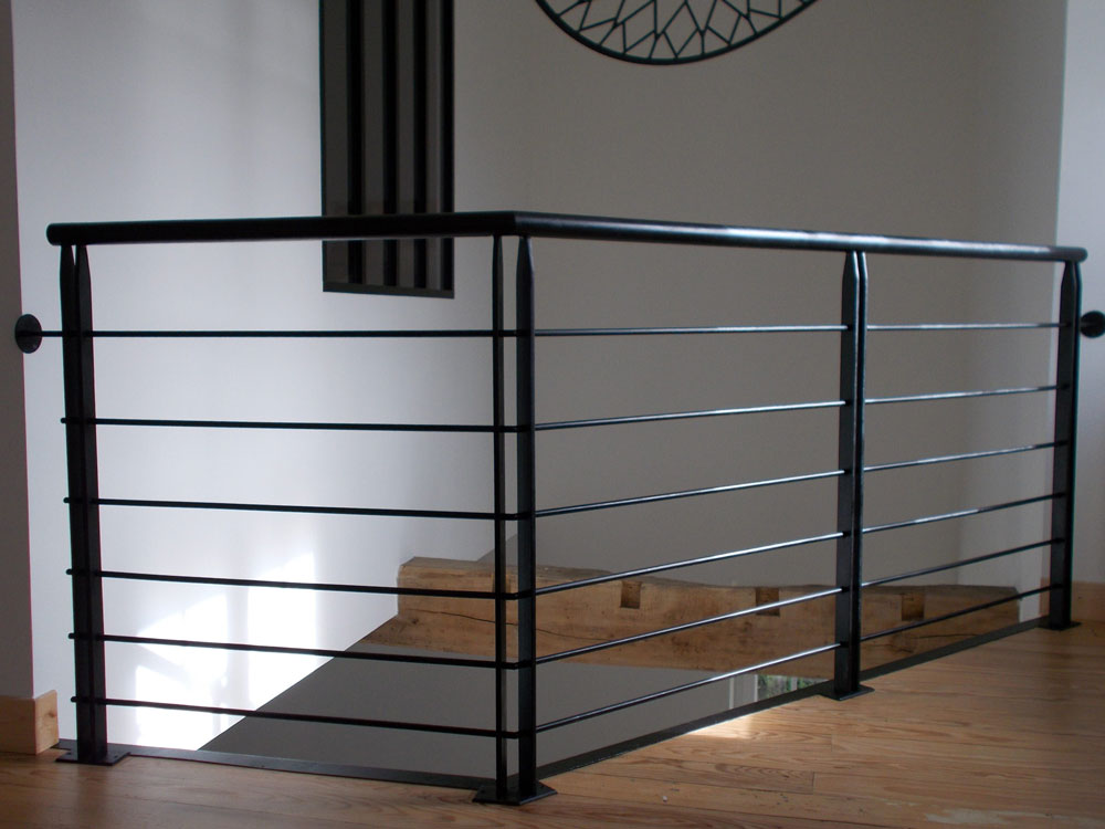 garde corps intérieur en métal noir
