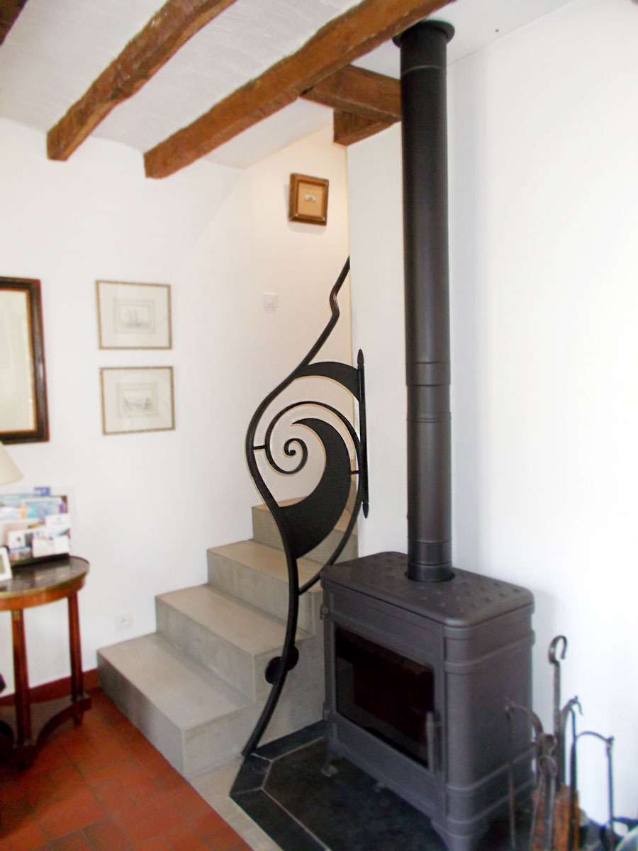 départ de rampe escalier en fer forgé
