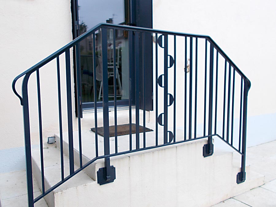 garde corps et rampe perron 3 marches style art déco